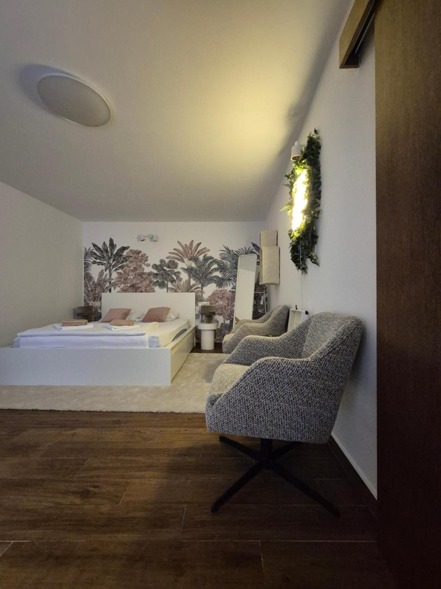 Studio Noellica Rovinj Luaran gambar