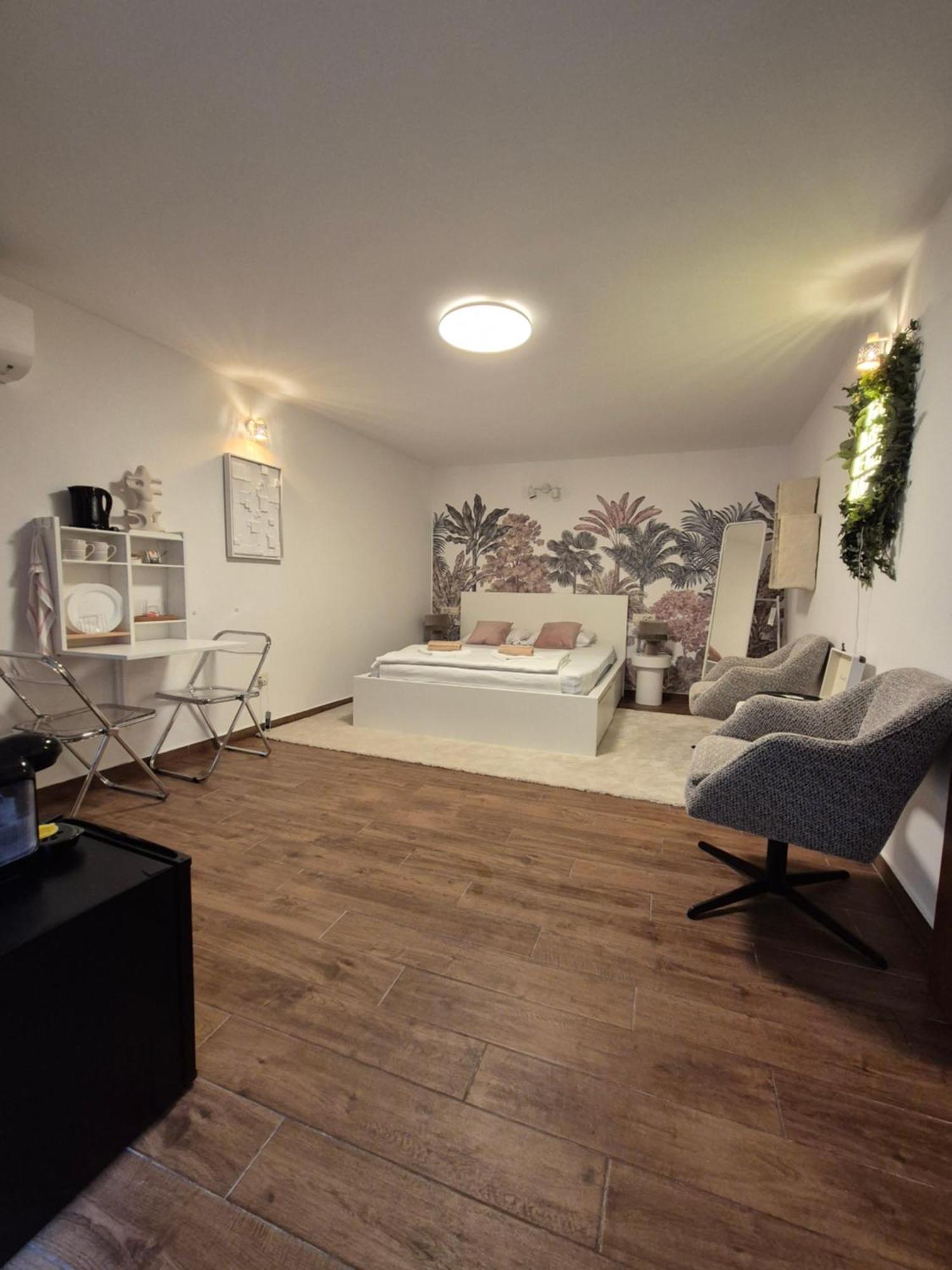 Studio Noellica Rovinj Luaran gambar