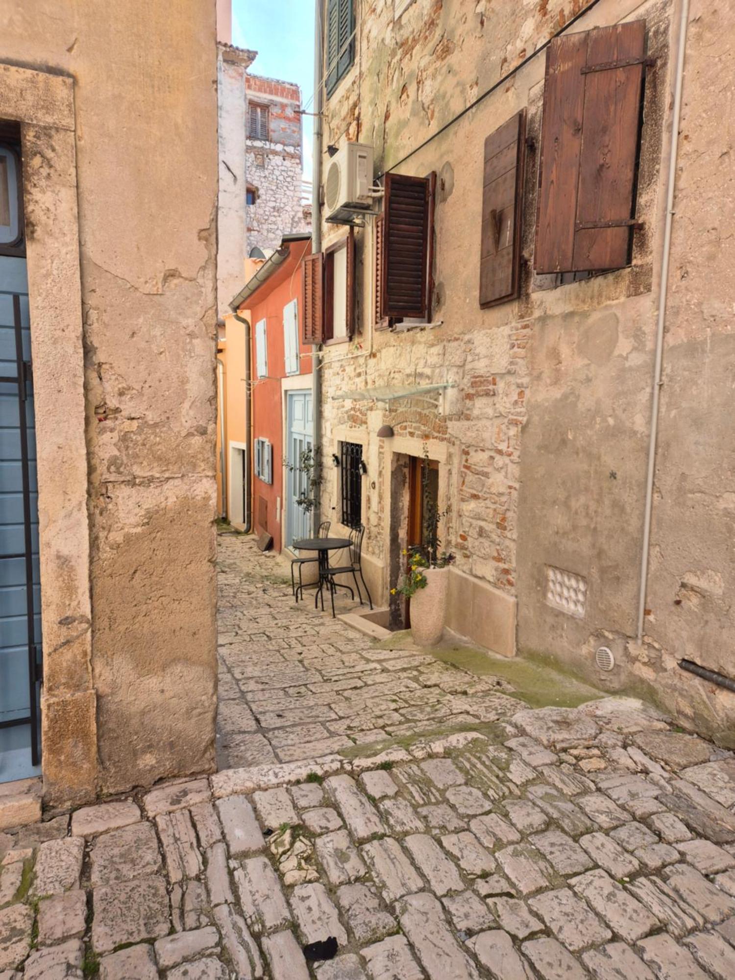 Studio Noellica Rovinj Luaran gambar