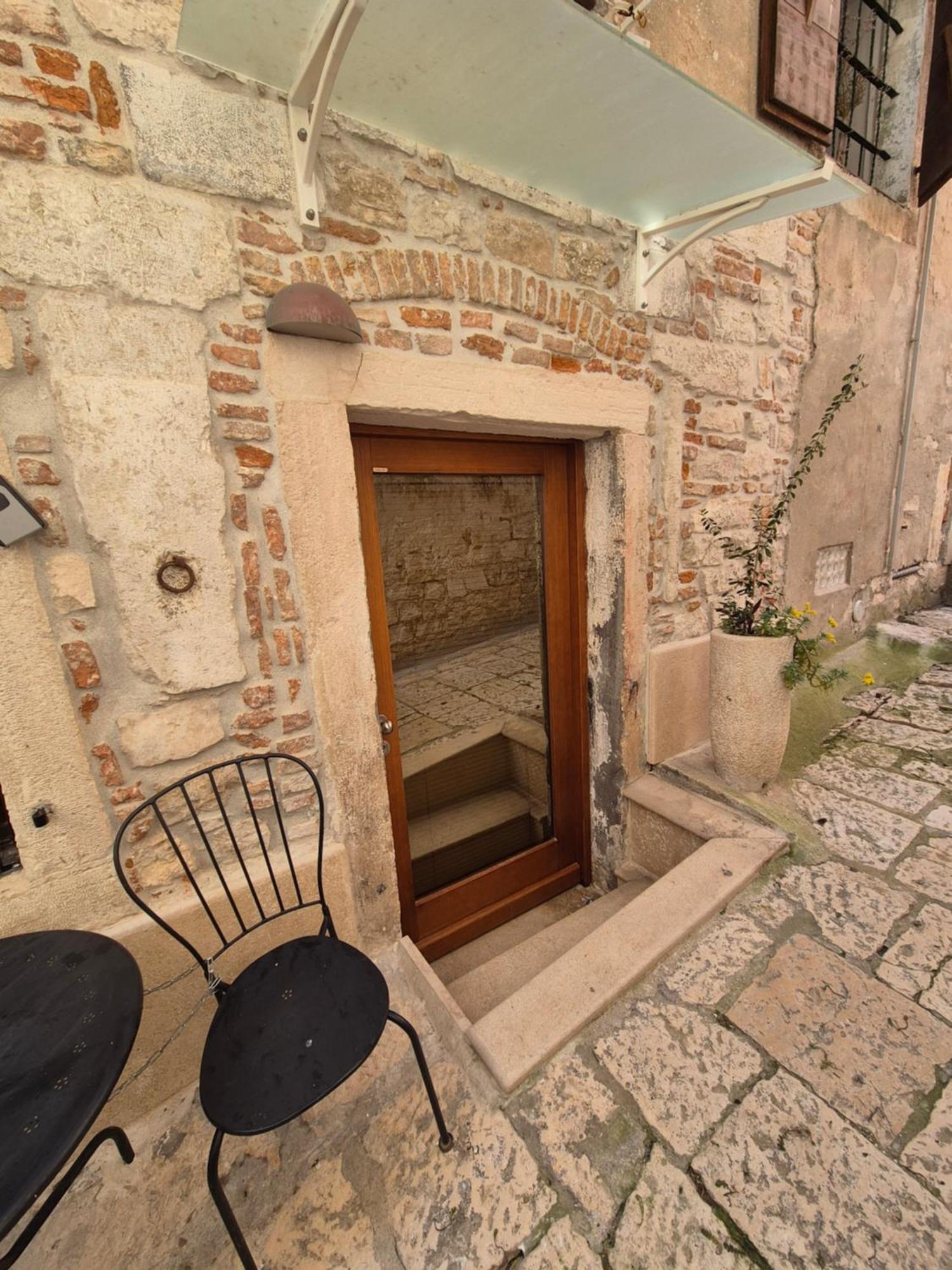 Studio Noellica Rovinj Luaran gambar